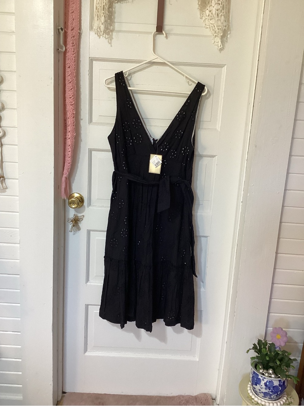 jonathan martin Black Eyelet V-Neck Sleeveless Midi Dress with Waist Tie
